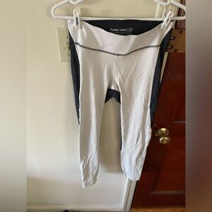 Outdoor voices colorblocked leggings size medium